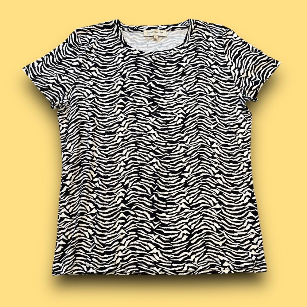 Y2K Zebra Print Graphic Tshirt Size XL Mobwife Indie Sleaze